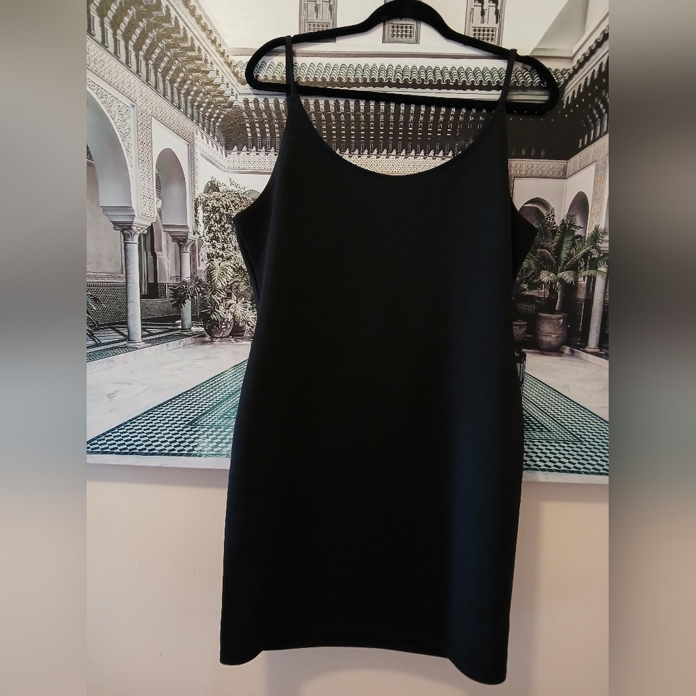 BLACK SPAGHETTI STRAP DRESS - Picture 5 of 5